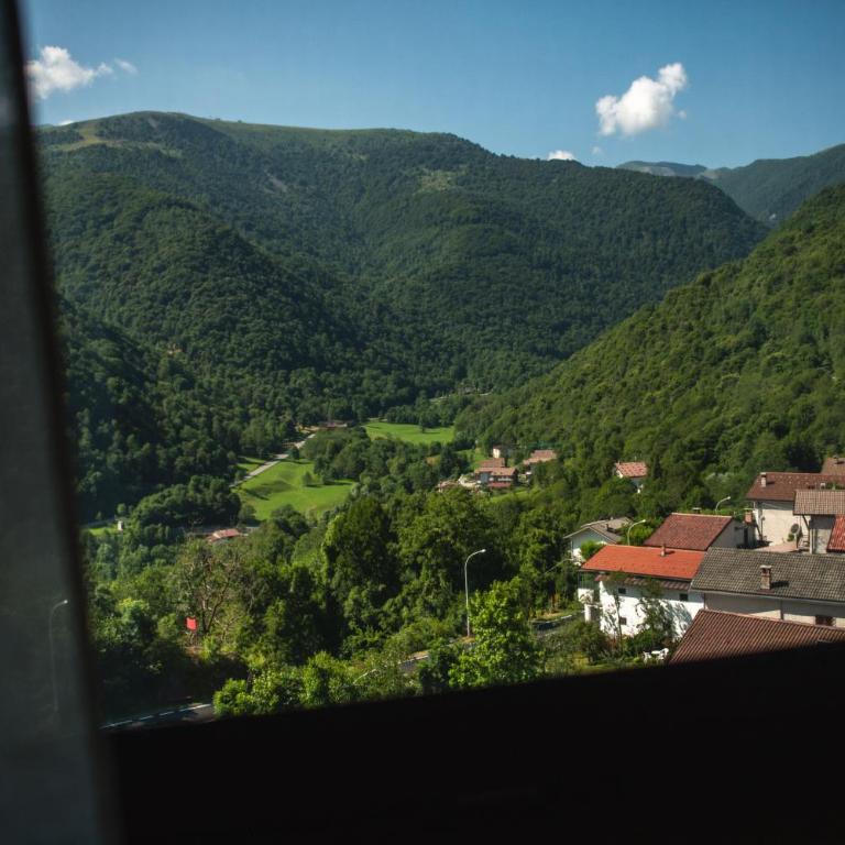 Ca d' Vetu - Camera Matrimoniale con Vista Montagna - 2