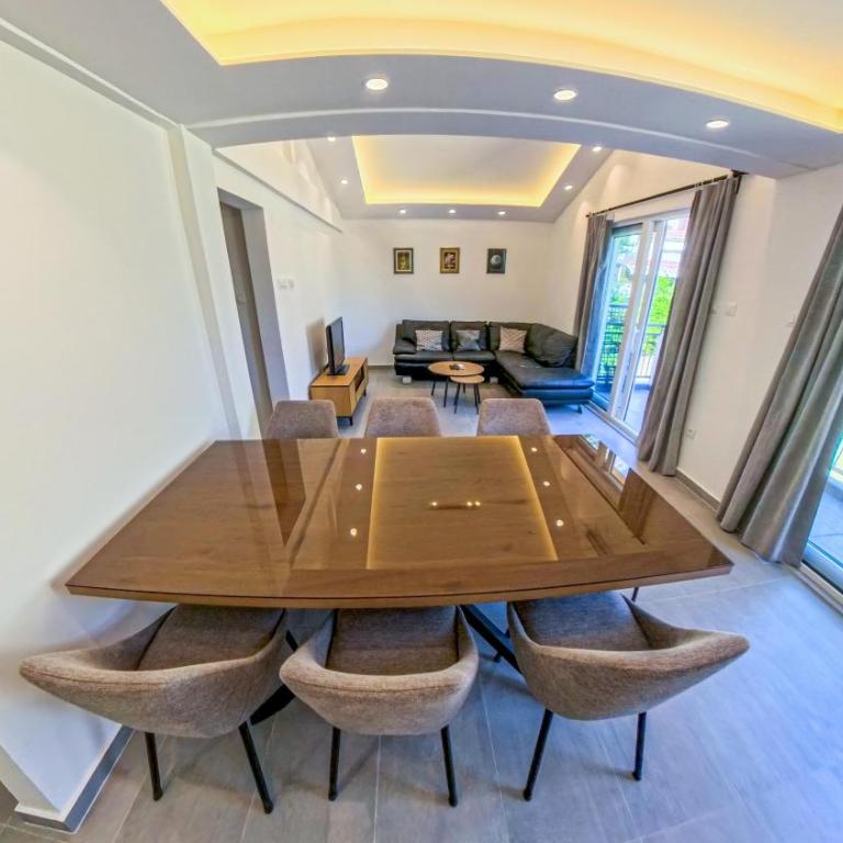 Barona Seaview Penthouse Kotor Bay - Three-Bedroom Apartment - 12