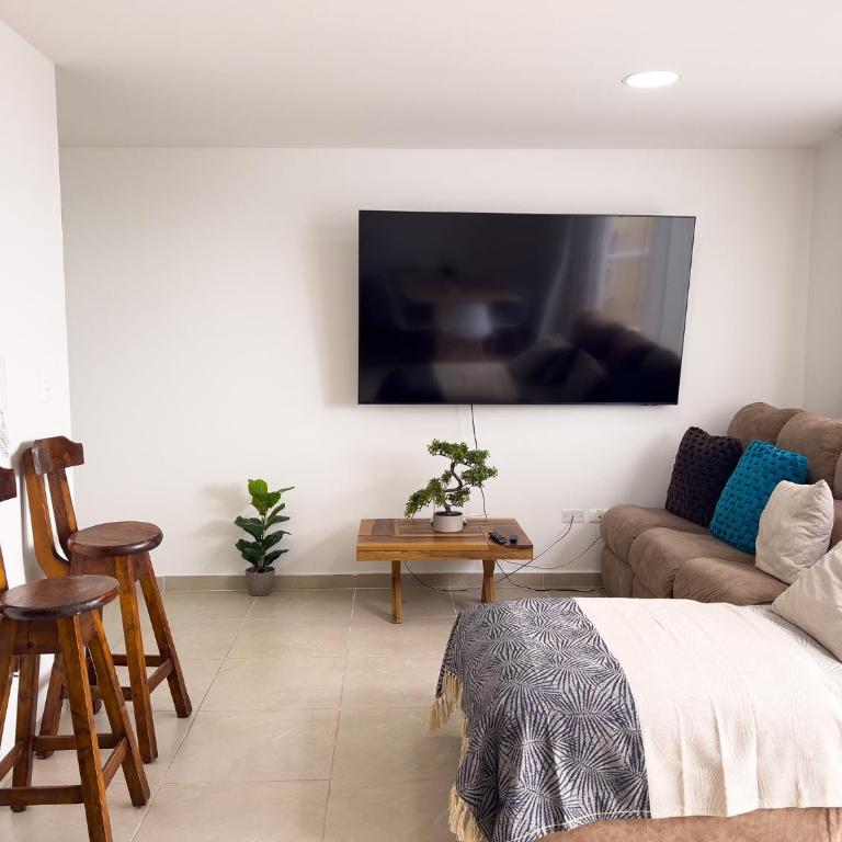 3 Cuartos 2 balcones - Three-Bedroom Apartment - 19