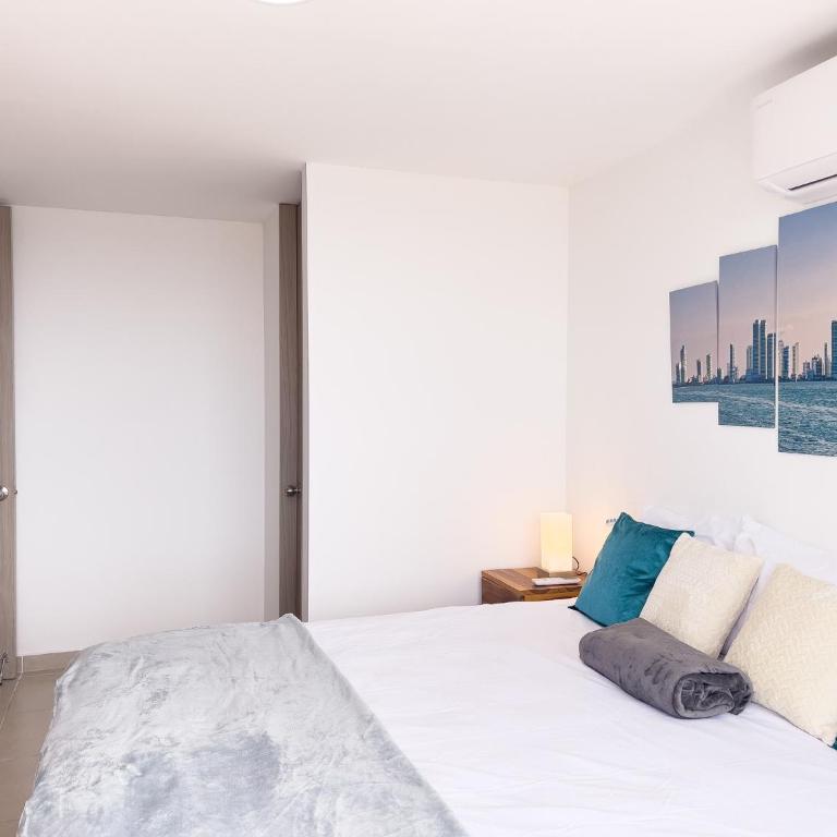 3 Cuartos 2 balcones - Three-Bedroom Apartment - 35