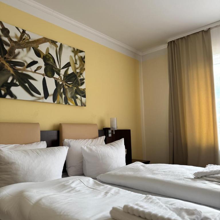 LuCA Hotel - Deluxe Doppelzimmer mit Balkon - 37