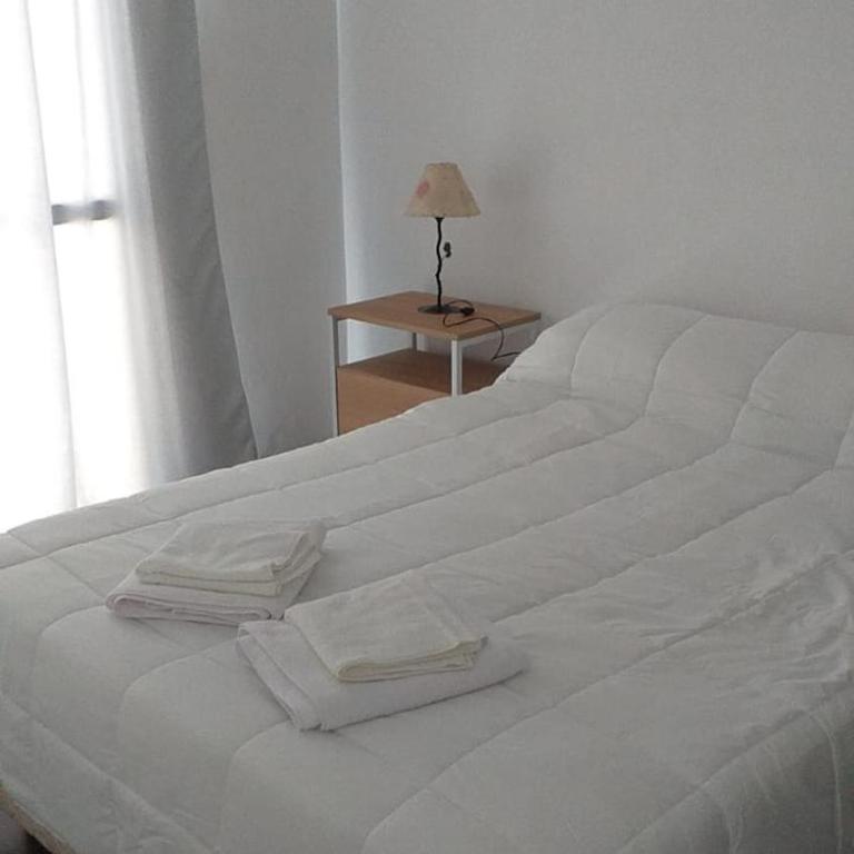 Condominio Federacion Totoras - Apartamento Estándar de 1 dormitorio - 9