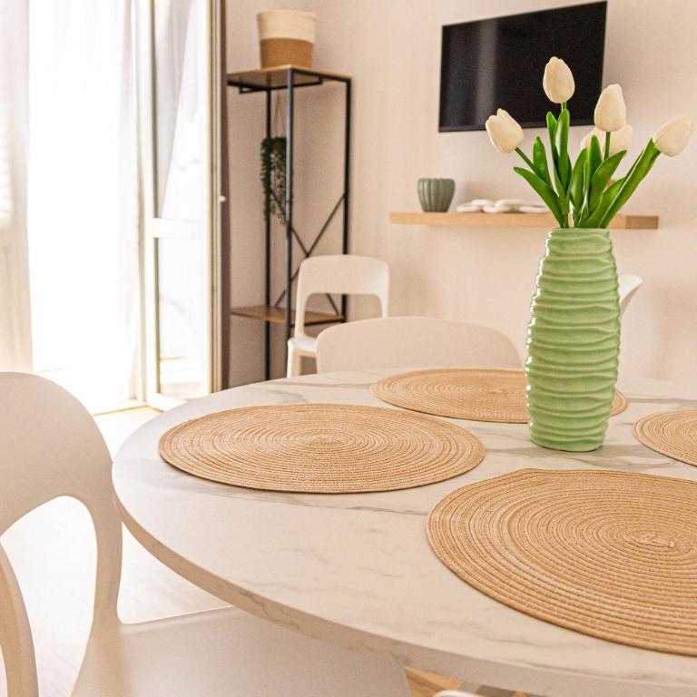 MonSea - One-Bedroom House - 8