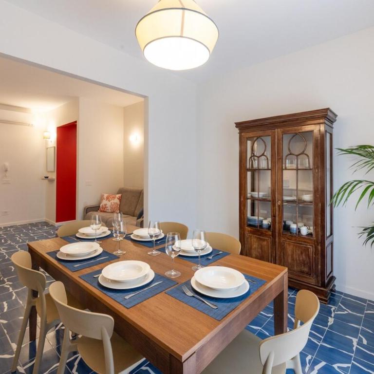 Elegant & Modern 4Bedroom Home in Central Sorrento - Apartment - 11