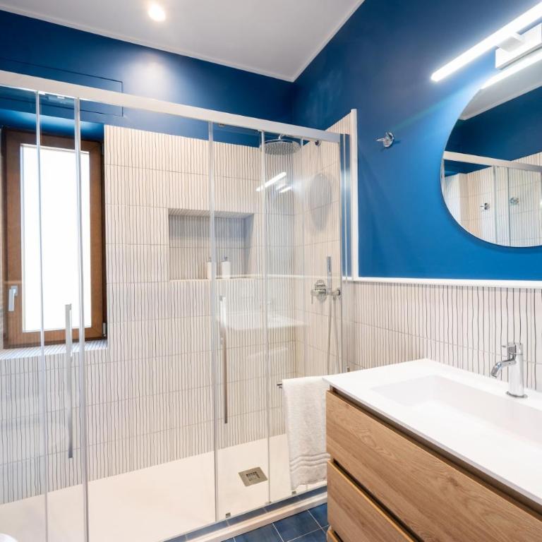 Elegant & Modern 4Bedroom Home in Central Sorrento - Apartment - 23