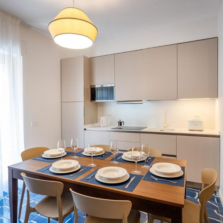 Elegant & Modern 4Bedroom Home in Central Sorrento - Apartment - 34