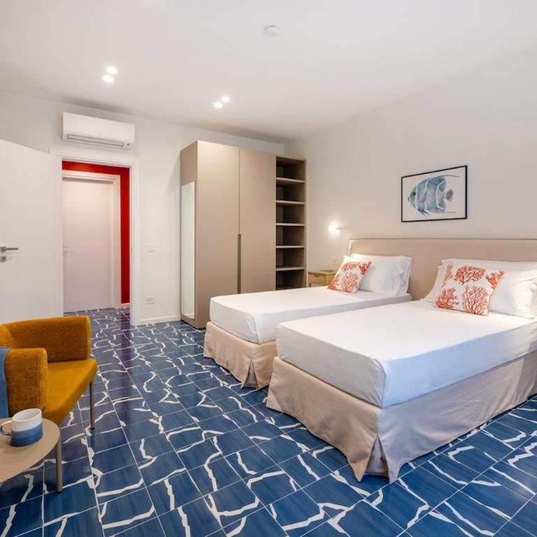 Elegant & Modern 4Bedroom Home in Central Sorrento - Apartment - 45