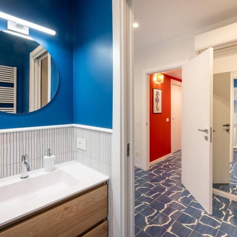 Elegant & Modern 4Bedroom Home in Central Sorrento - Apartment - 47