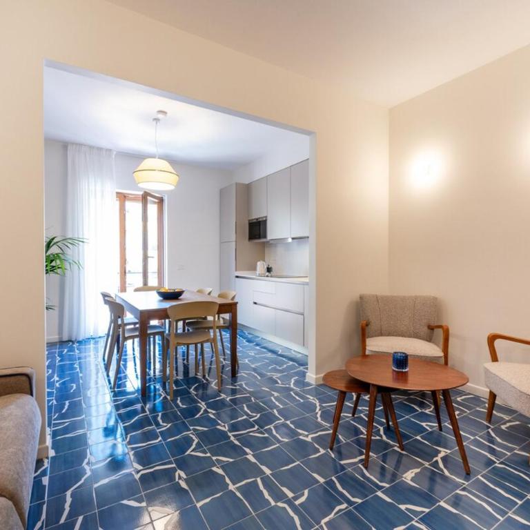 Elegant & Modern 4Bedroom Home in Central Sorrento - Apartment - 63