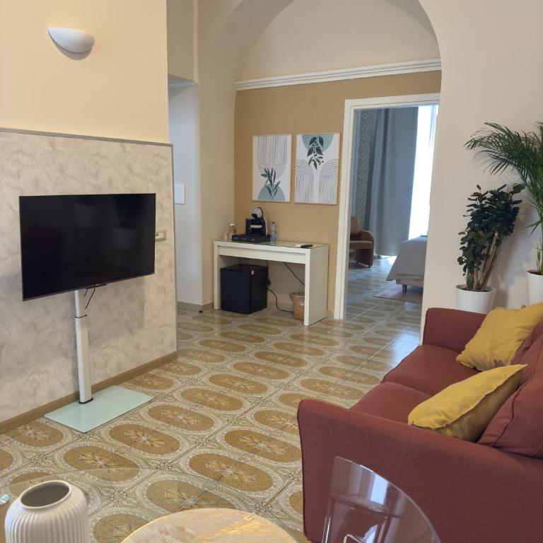Home To Salerno B&B - Suite - 8