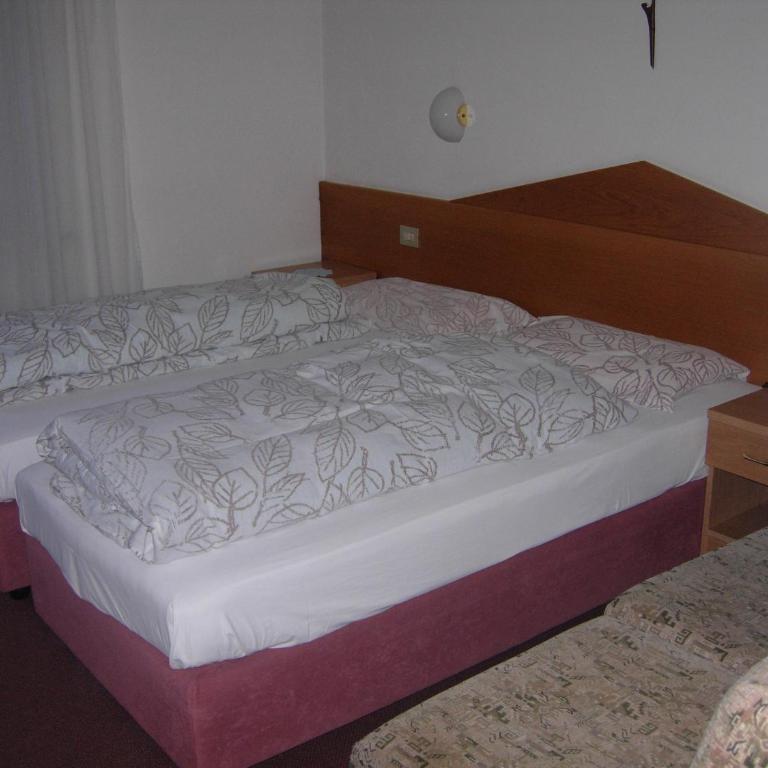 Hotel Albe - Camera Matrimoniale/Doppia con Letti Singoli - 2