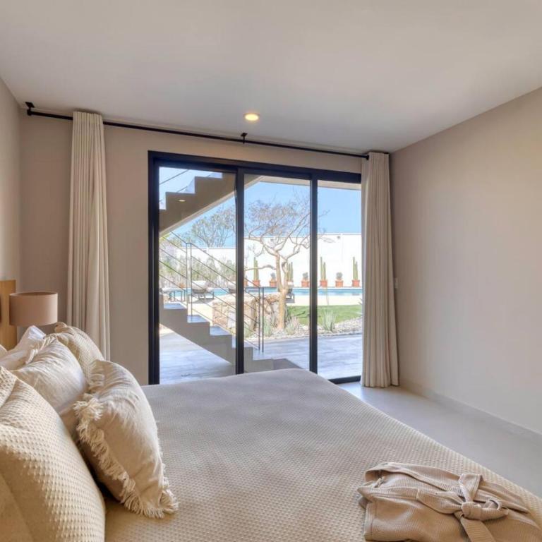 New and Elegant 4Bedroom House Steps from the Beach - Casa - 11