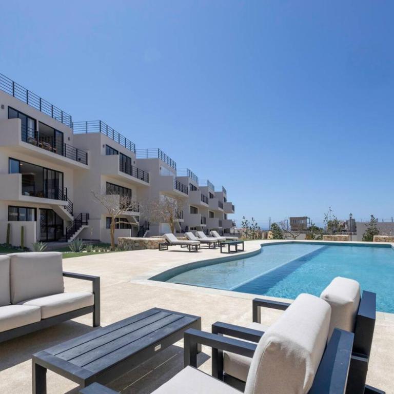 New and Elegant 4Bedroom House Steps from the Beach - Casa - 28