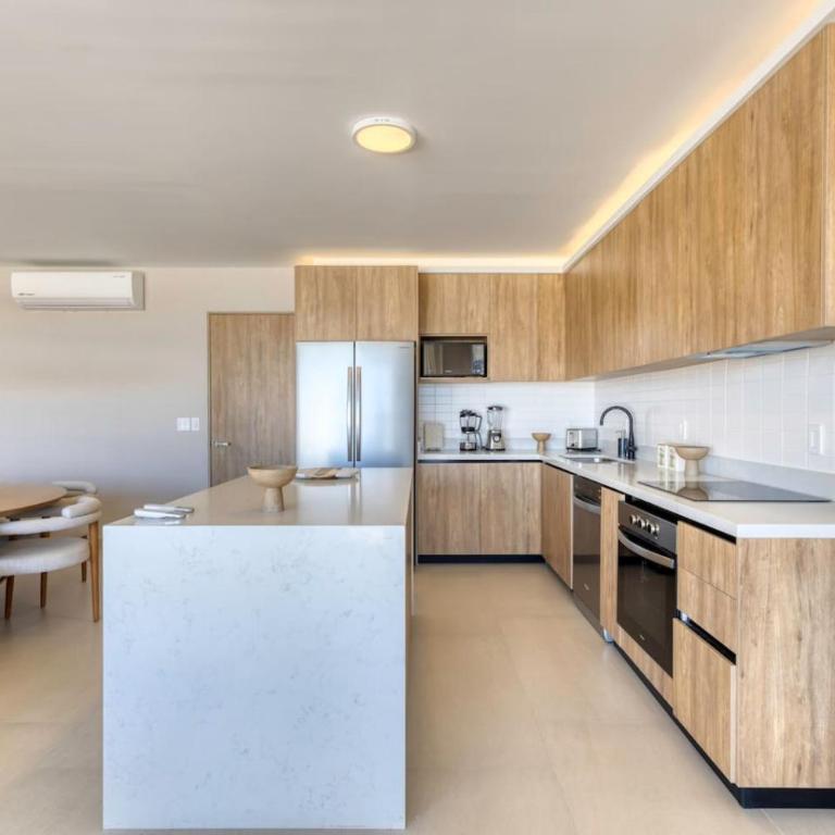 New and Elegant 4Bedroom House Steps from the Beach - Casa - 52