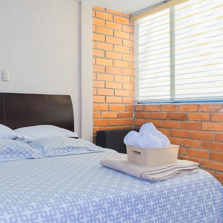 Suite on second floor in residential area with excellent location - One-Bedroom Apartment - 5