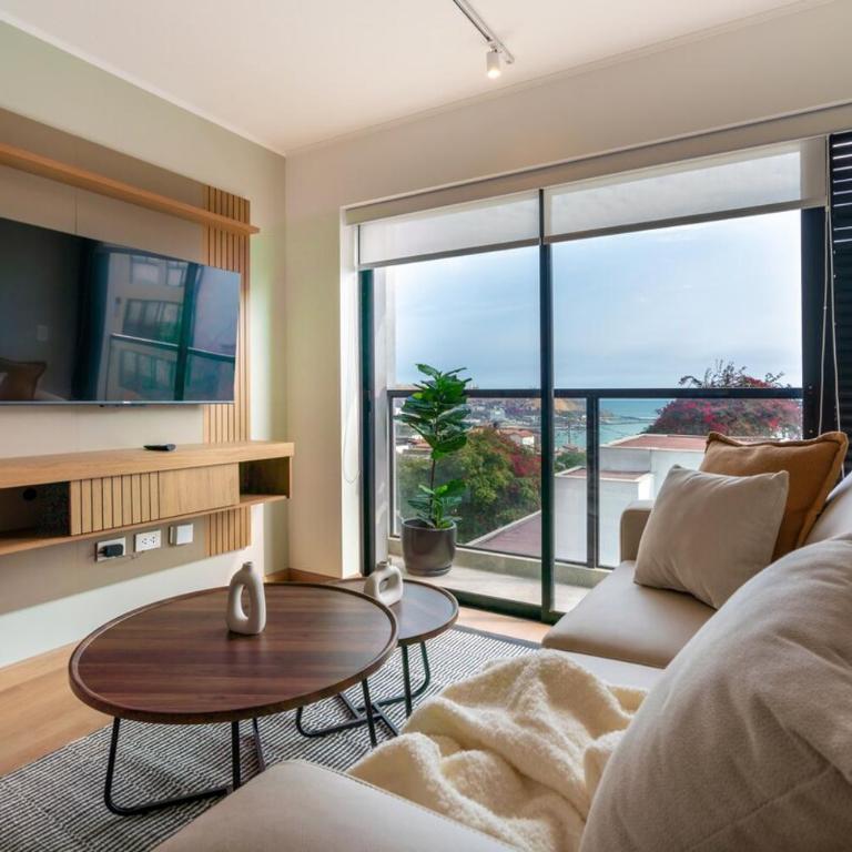 Executive Ocean Suite by Geko - Two-Bedroom Apartment with Sea View - 3