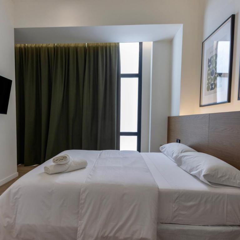 Boutique Room - One Tower - One-Bedroom Apartment - 7