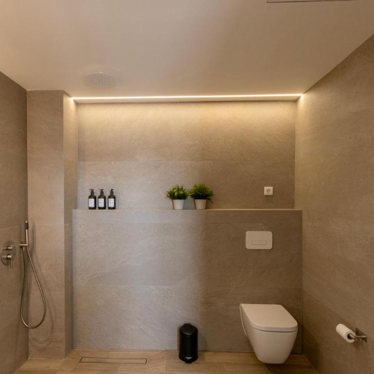 Boutique Room - One Tower - One-Bedroom Apartment - 5