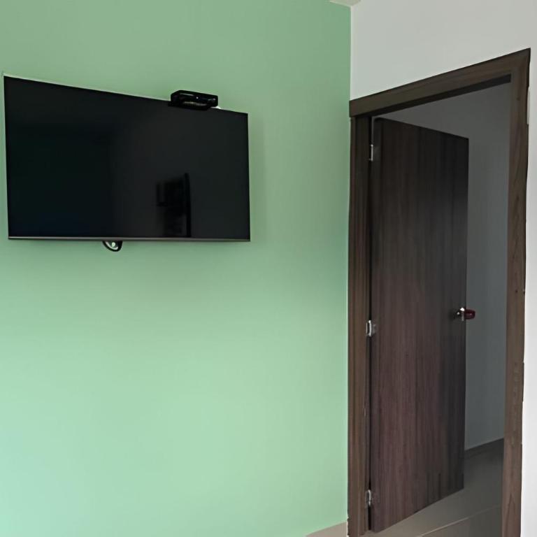 Piscina, jacuzzi y vista 360, en La Flora, Cali - Apartamento - 18