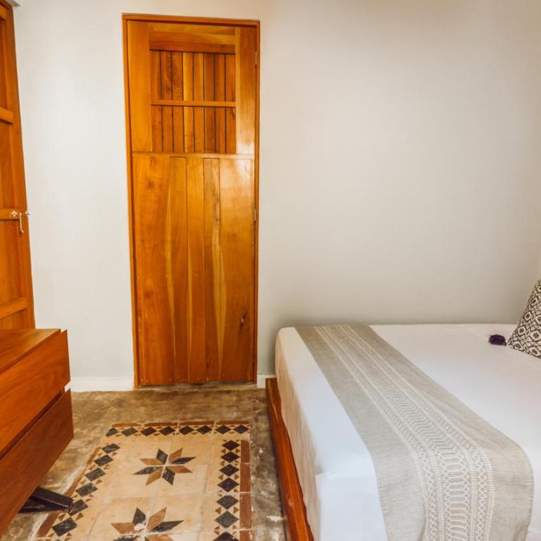 Hotel Unknown - Master Suite With Garden - 1