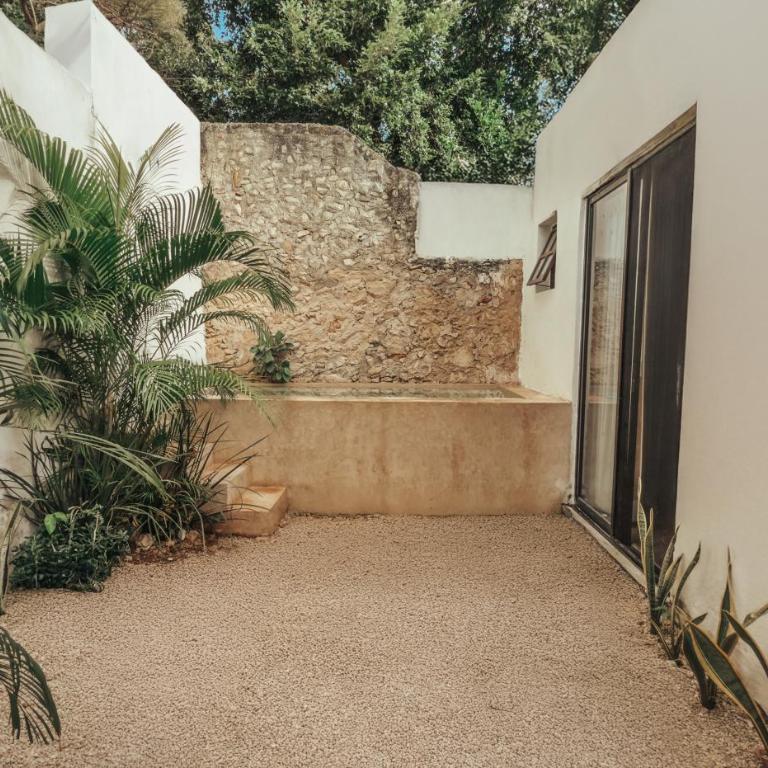 Hotel Unknown - Master Suite With Garden - 9