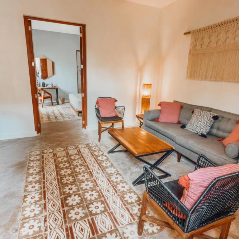 Hotel Unknown - Master Suite With Garden - 5