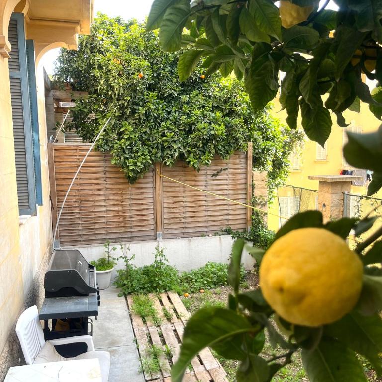 Monaco Border - Cozy 2-Bedroom Apt with Garden - Two-Bedroom Apartment - 3