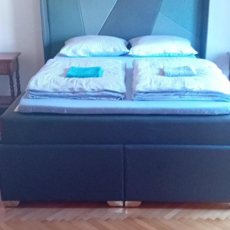 Villa "Bosnia" - Trokrevetna Soba sa Terasom - 4