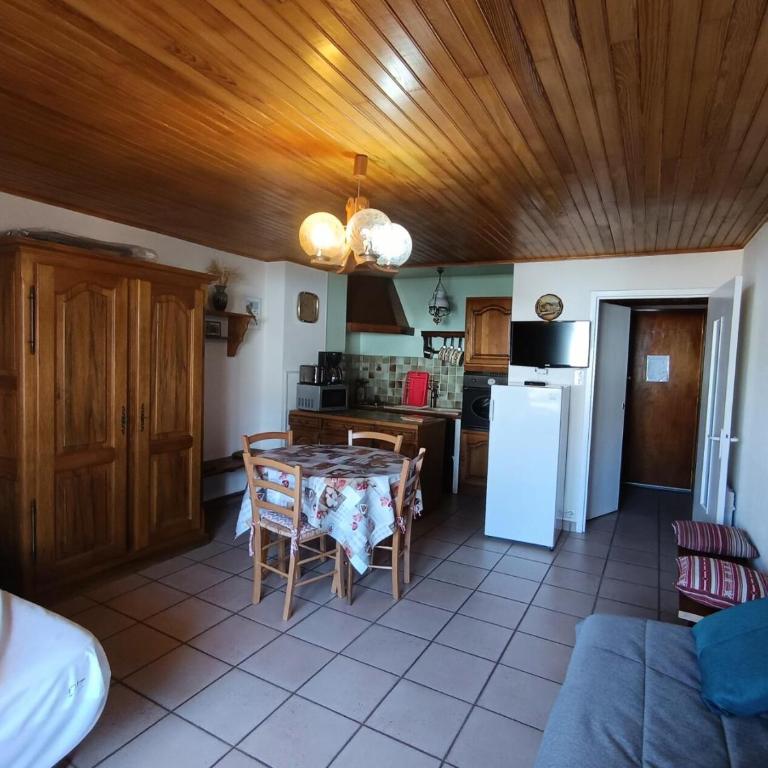 Résidence Alpet I - Petit prix au coeur village! Parking, balcon sud MAE-9184 - Studio - 11