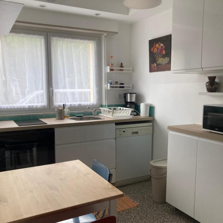 Maison Martin de ville de style 6 pers calme terrasse jardin - Two-Bedroom House - 5