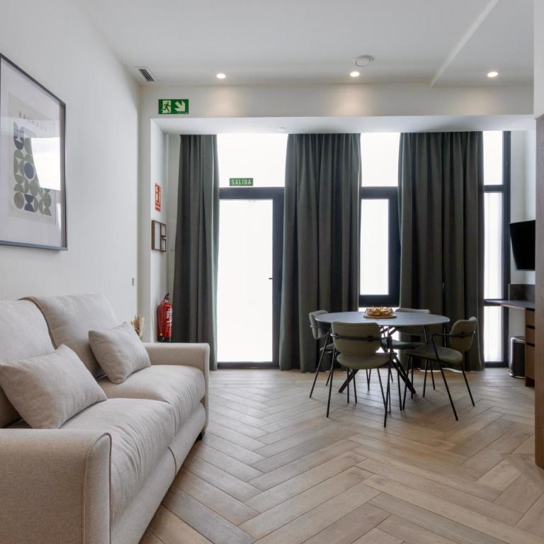 Boutique Room - One Tower - Studio - 4