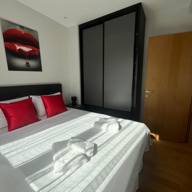 Valor - One-Bedroom Apartment - 8