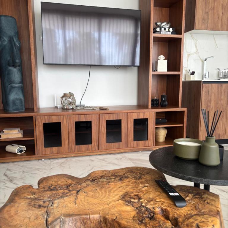 Dos Almas - Two-Bedroom Apartment with Balcony and Terrace - 7
