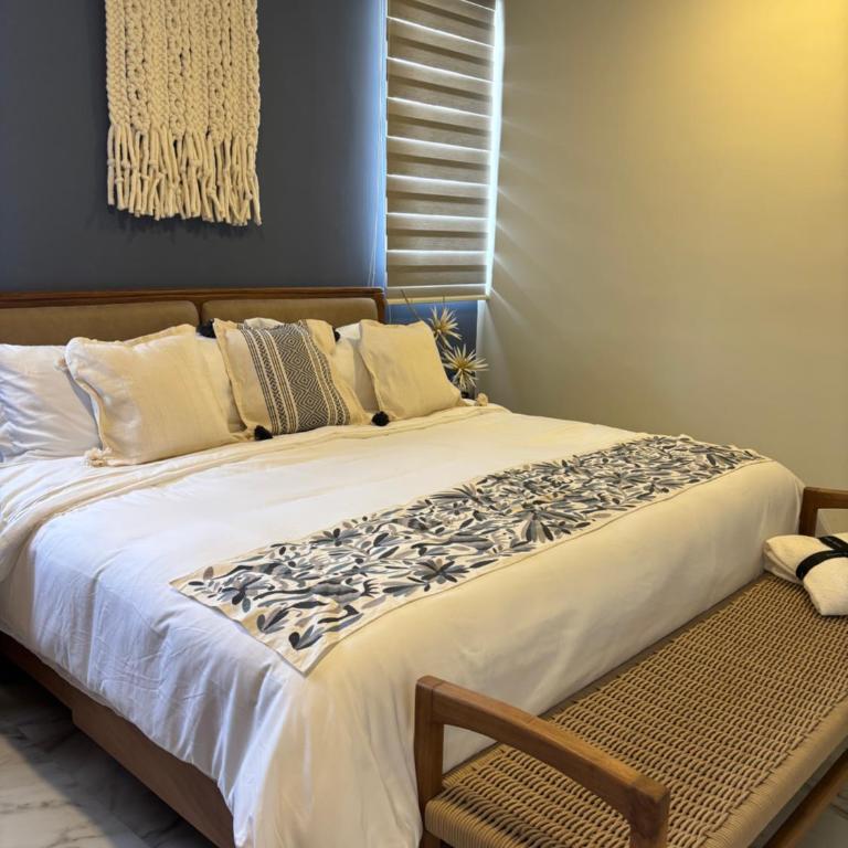 Dos Almas - Two-Bedroom Apartment with Balcony and Terrace - 8