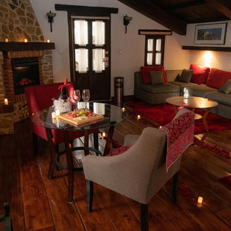 Hotel Plaza San Cristóbal - Suite with Hot Tub - 6