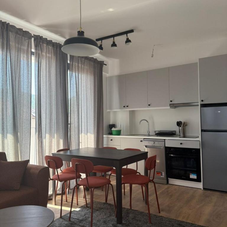 Apartment Balcony Sea view and Parking & Pool B12 - Apartman sa 2 Spavaće Sobe - 4