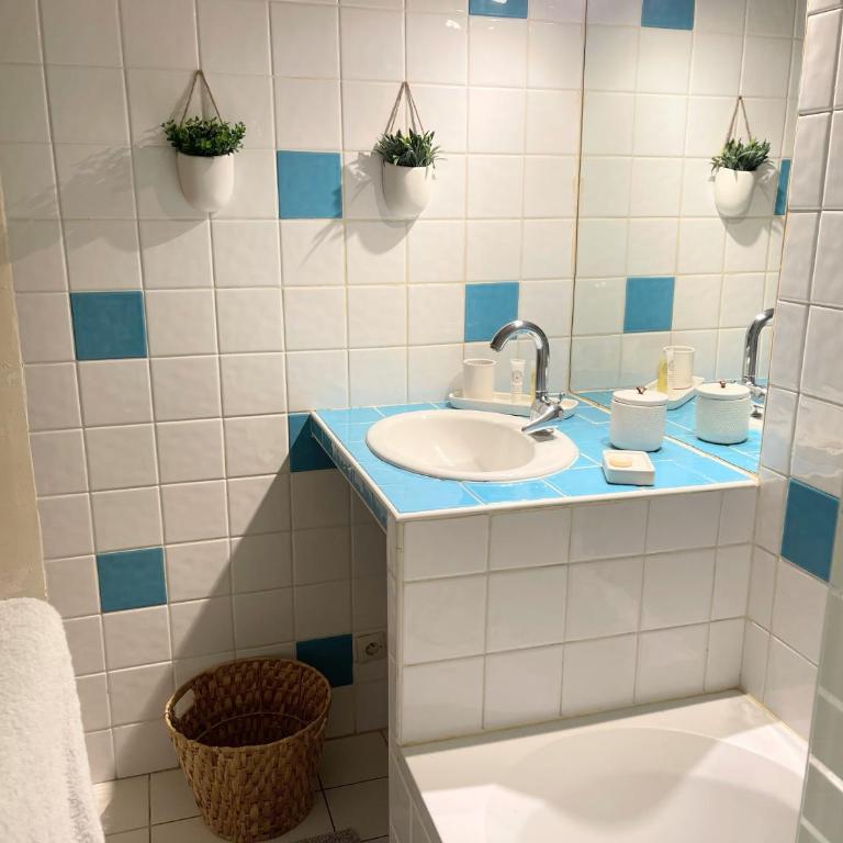 Appartement 73m2 climatisé au cœur de la ville ancienne - Apartment mit 1 Schlafzimmer - 12