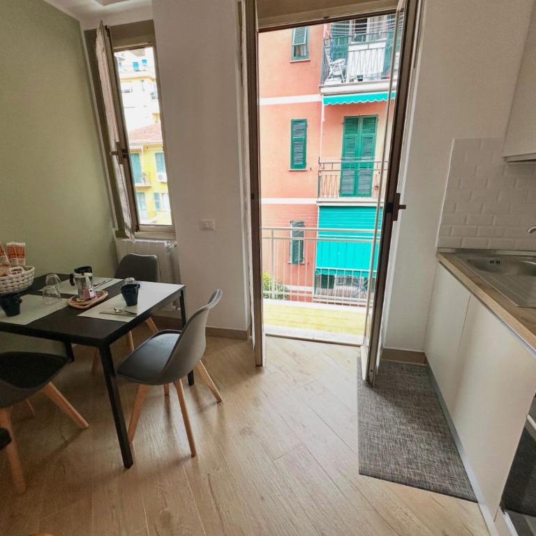 Arcobaleno Home - Appartamento con 2 Camere da Letto - 14