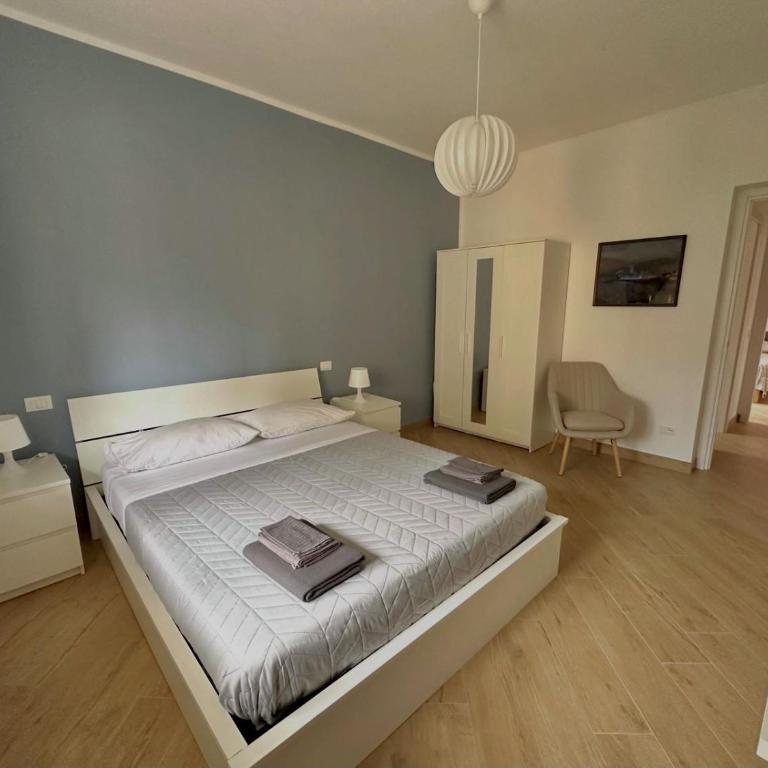 Arcobaleno Home - Appartamento con 2 Camere da Letto - 8