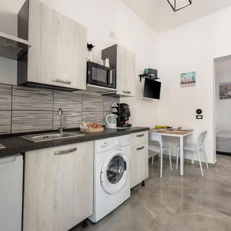 Onda blu - Vacation Home - 10