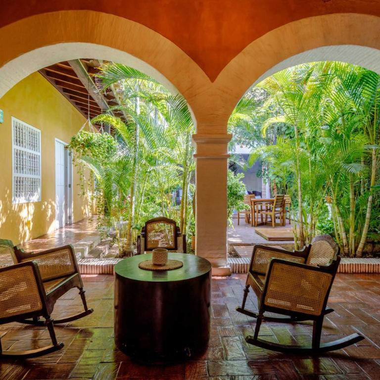 Colonial Villa with Private Pool 7BR in Cartagena Old Town - Villa - 5