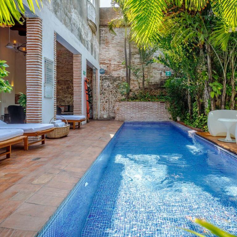 Colonial Villa with Private Pool 7BR in Cartagena Old Town - Villa - 22