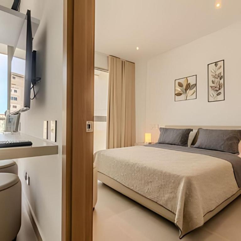 Espectacular vista a laguna de Kristal / 1 alcoba - Apartamento Deluxe de 1 dormitorio - 2