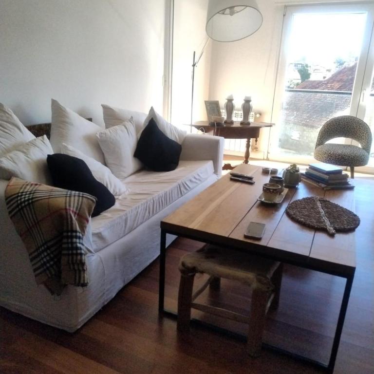 Depto DUMBLEDOR -Playa Chica - Two-Bedroom Apartment with Balcony - 2