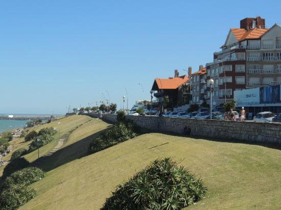Depto DUMBLEDOR -Playa Chica - Two-Bedroom Apartment with Balcony - 1