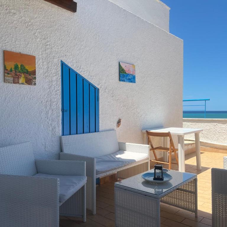 Baia Marina Oasi - Appartamento con 3 Camere da Letto e Vista Mare - 2