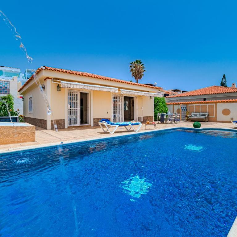 Angel's Poolside Villa - Villa con vistas al mar - 37