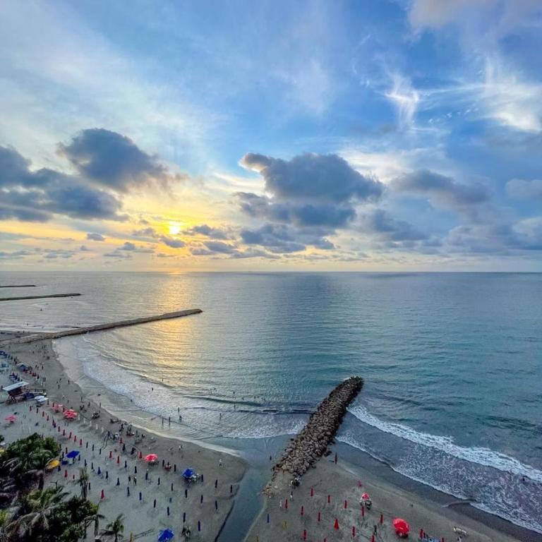 Amanecer frente al mar azul - Descanso 16 - Apartamento de 2 dormitorios - 33