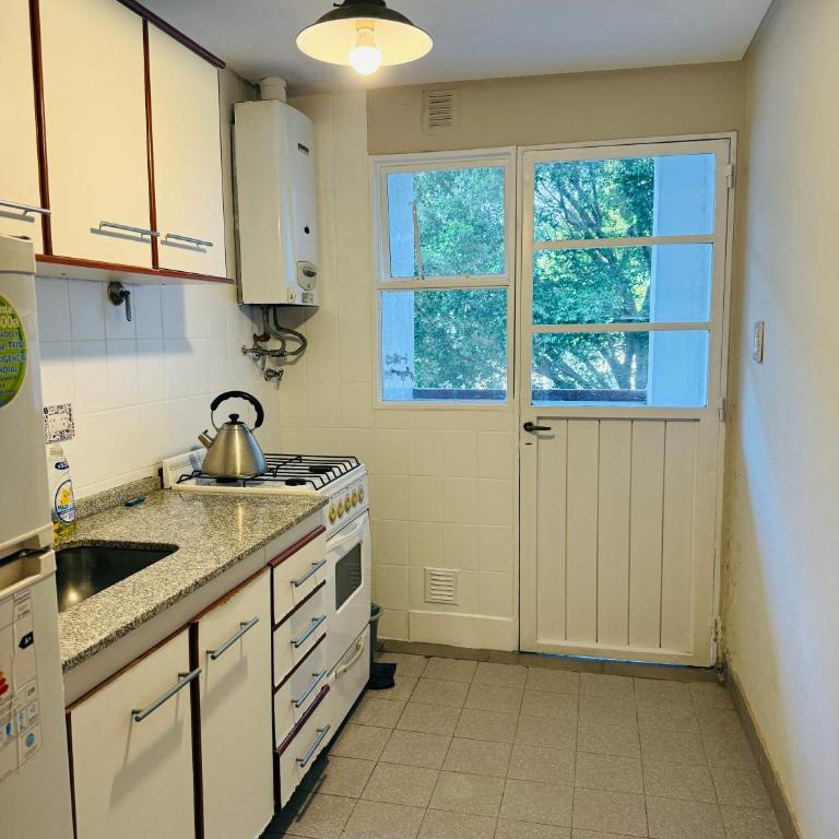 Departamento luminoso Bulnes 3 dormitorios - Three-Bedroom Apartment - 7