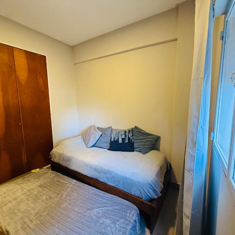 Departamento luminoso Bulnes 3 dormitorios - Three-Bedroom Apartment - 12